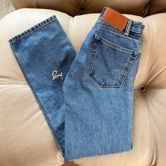 Lenny Denim - Lenny | Embroidered 'Hey There' Jeans